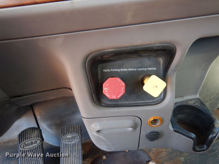 image for item MH9150 2007 Peterbilt 379  semi truck