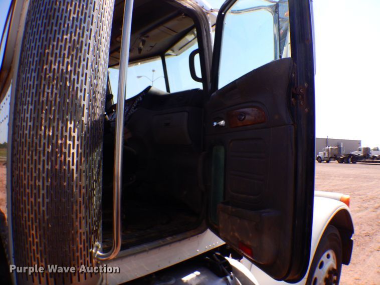 image for item MH9150 2007 Peterbilt 379  semi truck