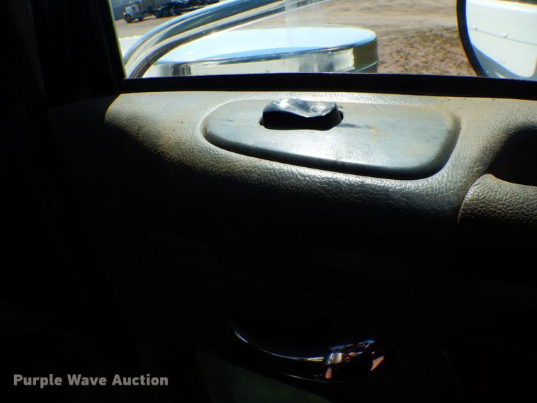 image for item MH9150 2007 Peterbilt 379  semi truck