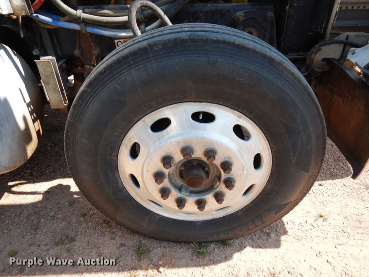 image for item MH9150 2007 Peterbilt 379  semi truck