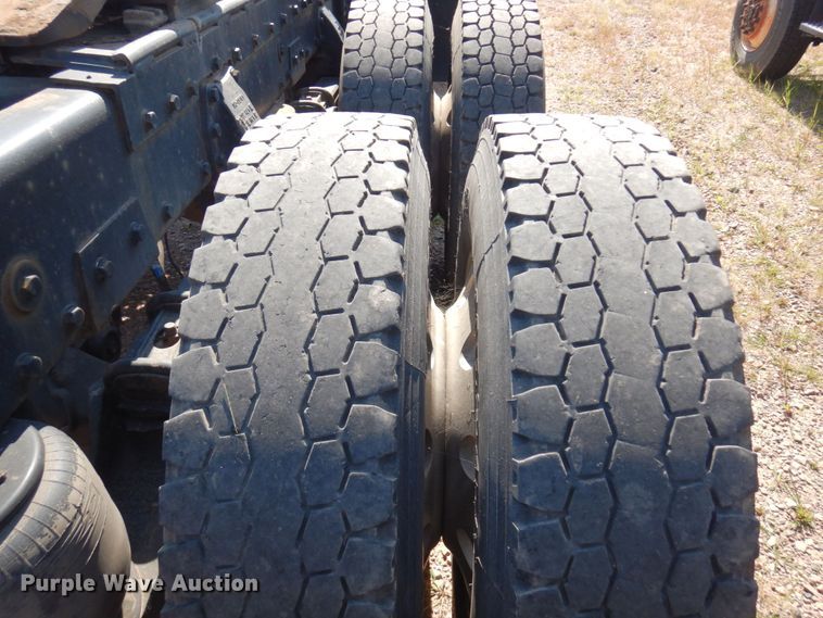 image for item MH9150 2007 Peterbilt 379  semi truck