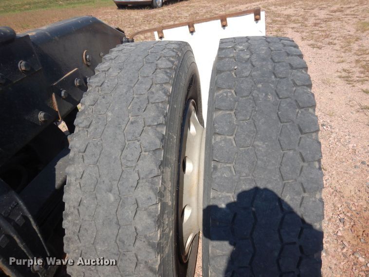 image for item MH9150 2007 Peterbilt 379  semi truck