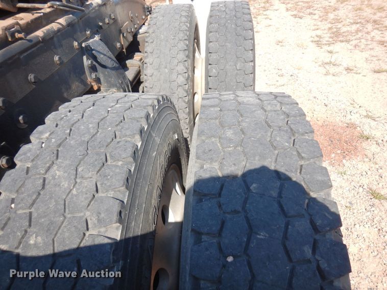 image for item MH9150 2007 Peterbilt 379  semi truck