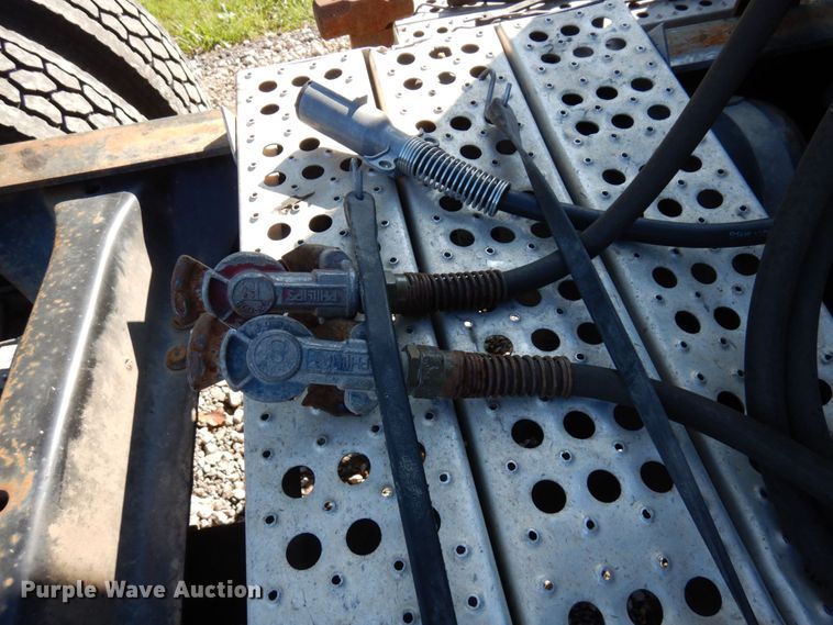 image for item MH9204 1995 Freightliner  semi truck