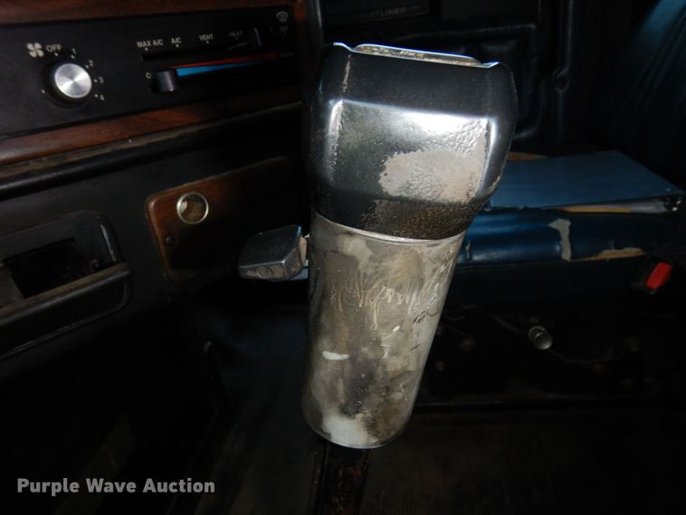 image for item MH9204 1995 Freightliner  semi truck