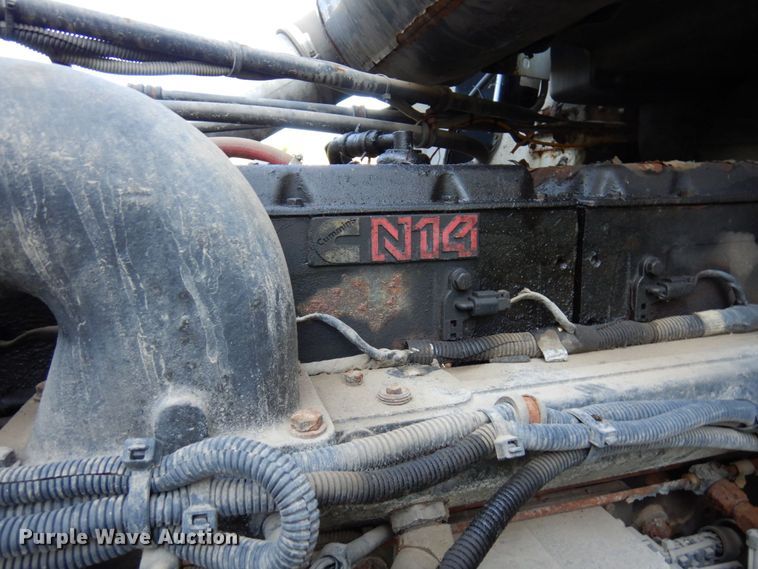 image for item MH9204 1995 Freightliner  semi truck