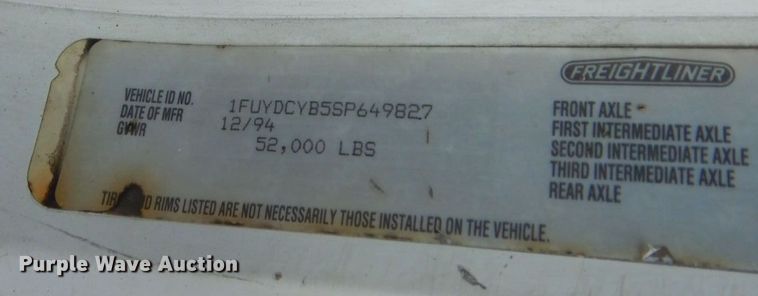 image for item MH9204 1995 Freightliner  semi truck