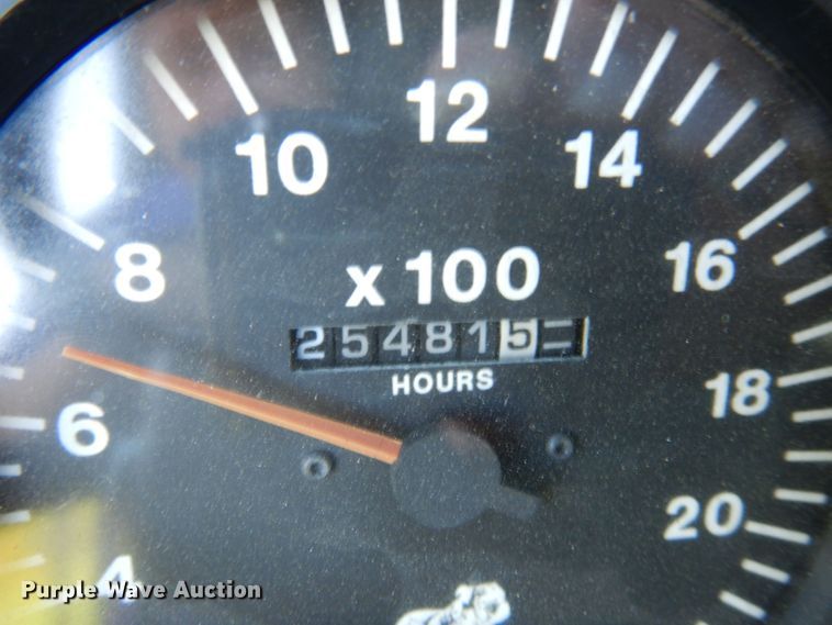 image for item MH9205 1994 Mack CH613  semi truck