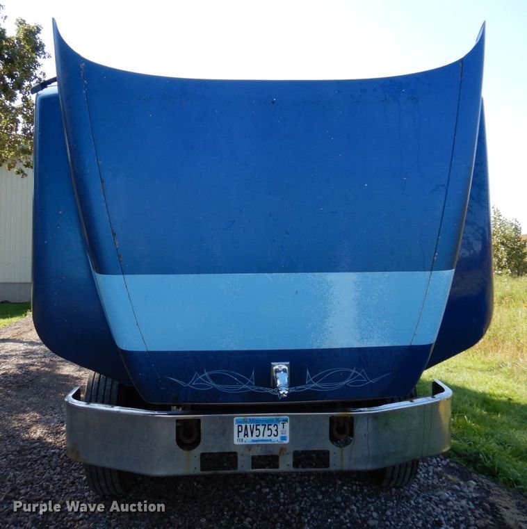 image for item MH9205 1994 Mack CH613  semi truck