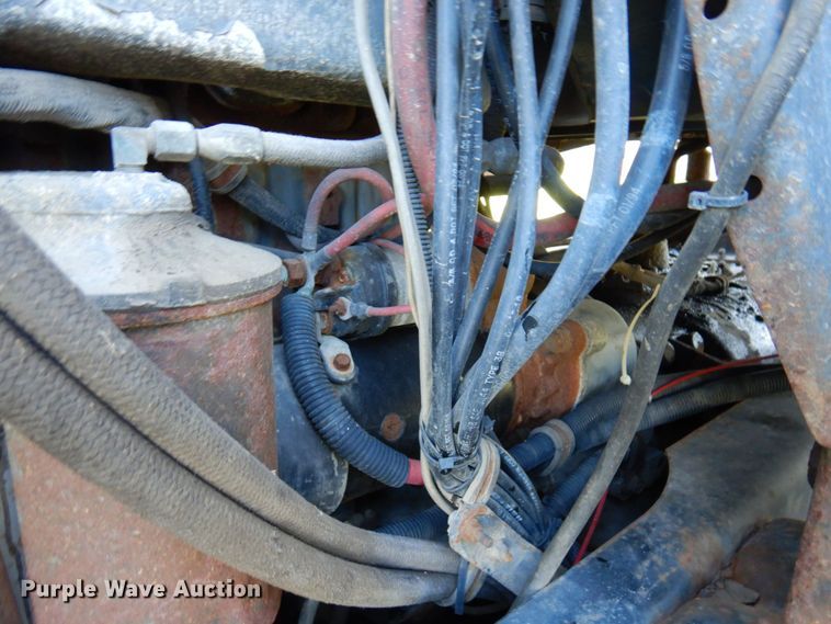 image for item MH9205 1994 Mack CH613  semi truck