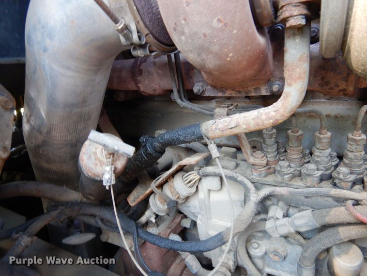 image for item MH9205 1994 Mack CH613  semi truck