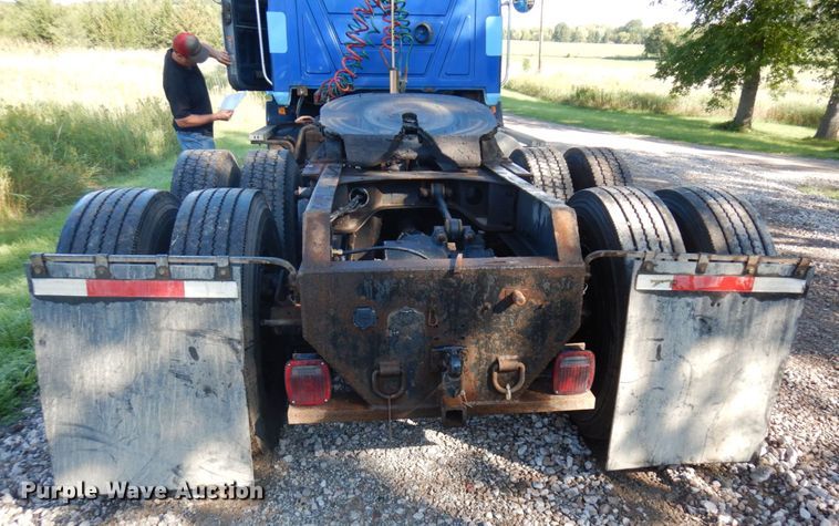 image for item MH9205 1994 Mack CH613  semi truck