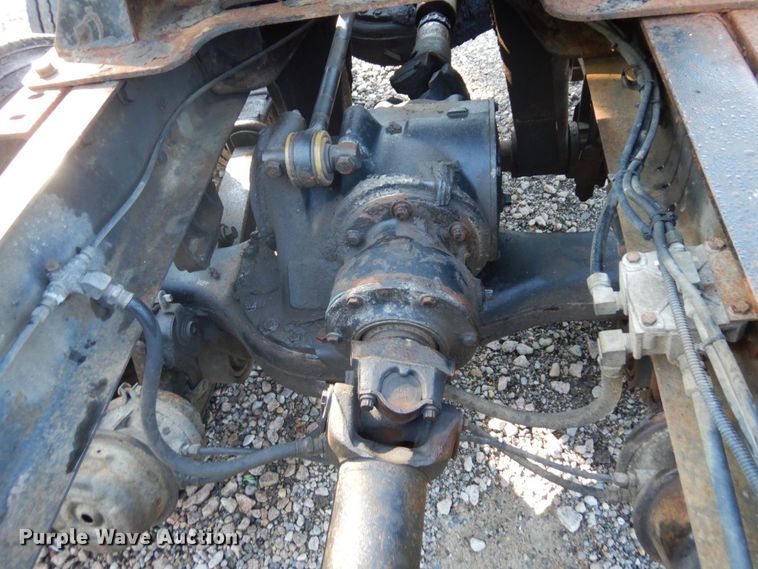 image for item MH9205 1994 Mack CH613  semi truck