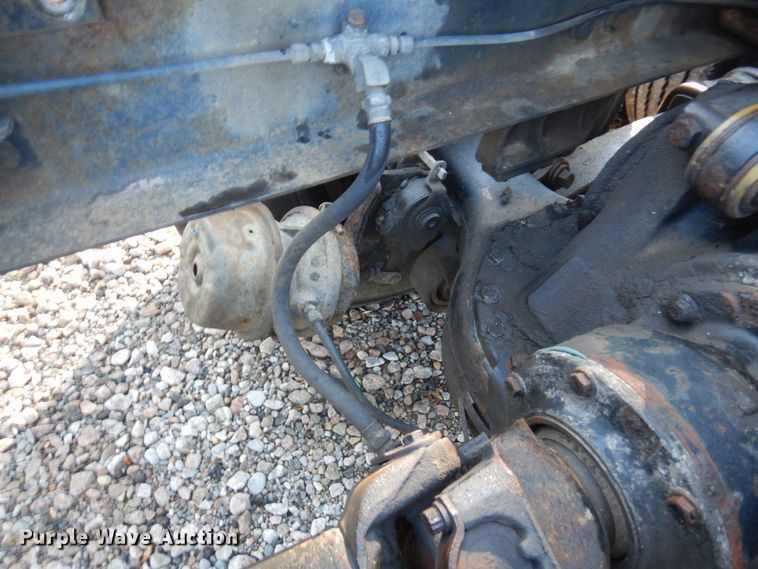 image for item MH9205 1994 Mack CH613  semi truck