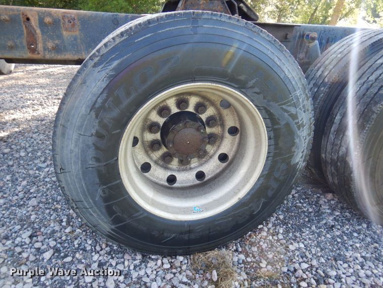 image for item MH9205 1994 Mack CH613  semi truck