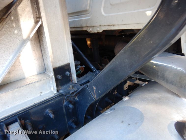 image for item MH9221 1999 Mack CH613  semi truck