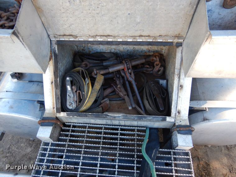 image for item MH9221 1999 Mack CH613  semi truck