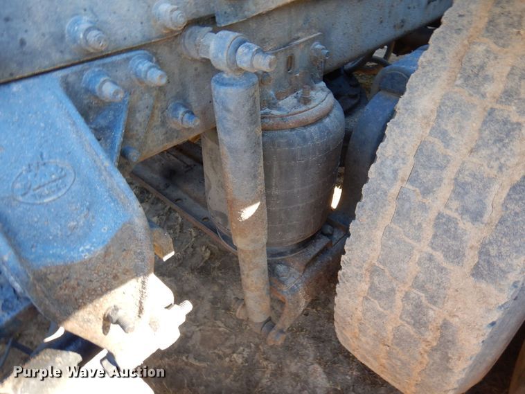 image for item MH9221 1999 Mack CH613  semi truck