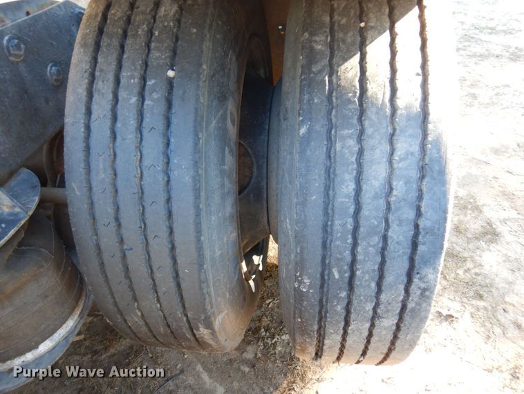 image for item MH9221 1999 Mack CH613  semi truck