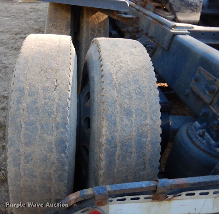 image for item MH9221 1999 Mack CH613  semi truck