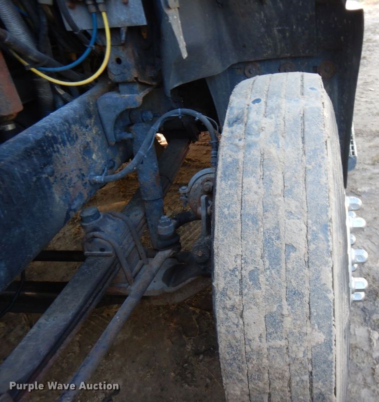 image for item MH9221 1999 Mack CH613  semi truck