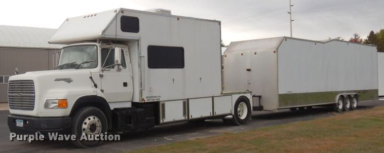 image for item MH9232 1996 Ford Aeromax L9000  truck with 1994 Wsch trailer