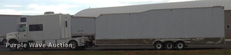 image for item MH9232 1996 Ford Aeromax L9000  truck with 1994 Wsch trailer