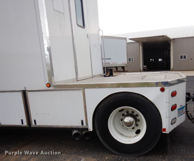 image for item MH9232 1996 Ford Aeromax L9000  truck with 1994 Wsch trailer