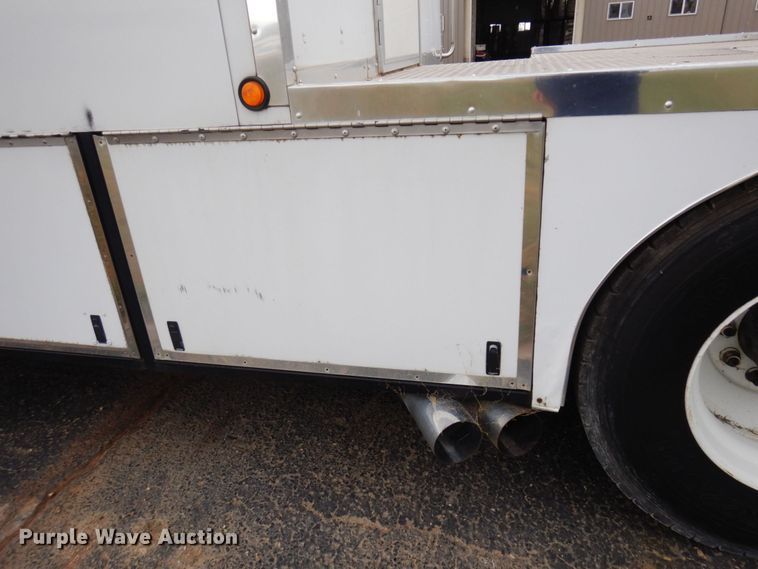 image for item MH9232 1996 Ford Aeromax L9000  truck with 1994 Wsch trailer