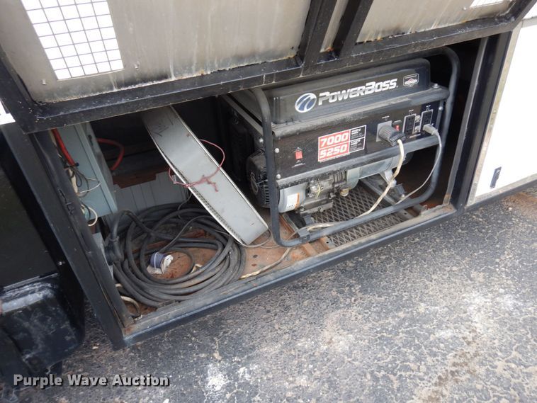 image for item MH9232 1996 Ford Aeromax L9000  truck with 1994 Wsch trailer