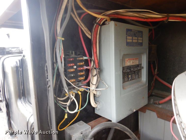 image for item MH9232 1996 Ford Aeromax L9000  truck with 1994 Wsch trailer