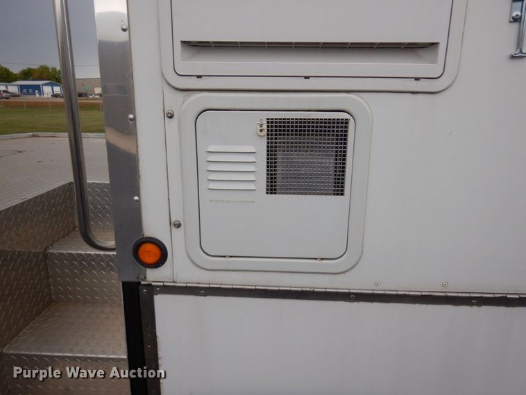 image for item MH9232 1996 Ford Aeromax L9000  truck with 1994 Wsch trailer