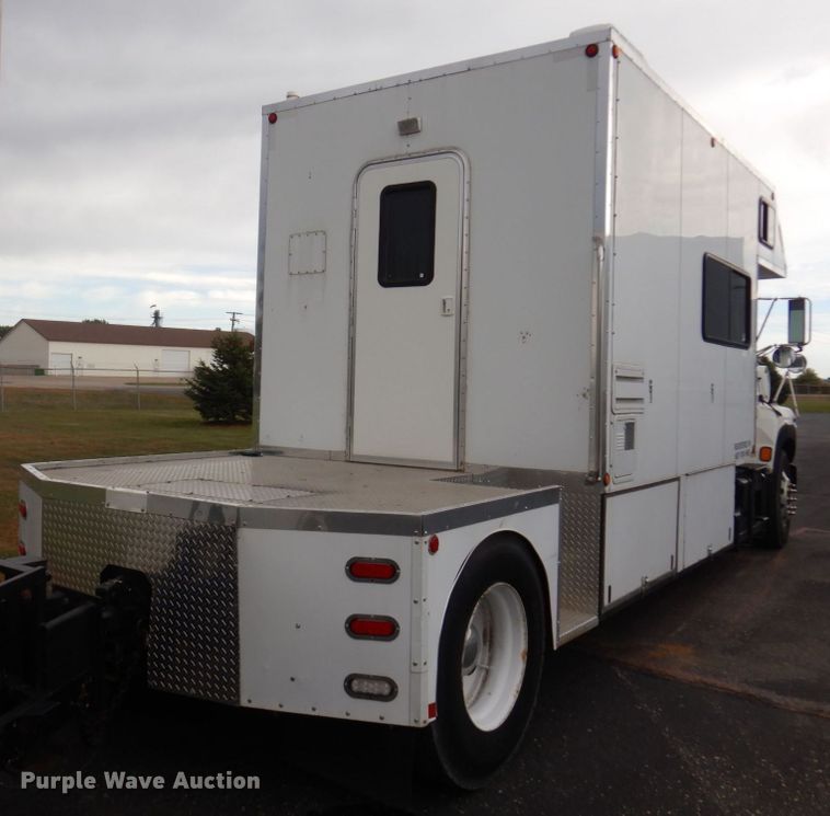 image for item MH9232 1996 Ford Aeromax L9000  truck with 1994 Wsch trailer