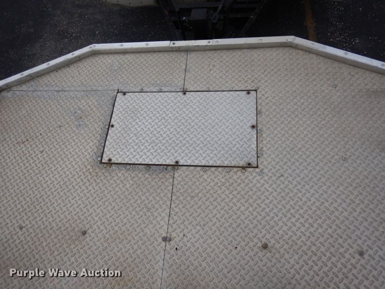 image for item MH9232 1996 Ford Aeromax L9000  truck with 1994 Wsch trailer