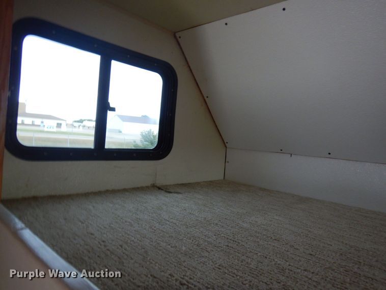 image for item MH9232 1996 Ford Aeromax L9000  truck with 1994 Wsch trailer