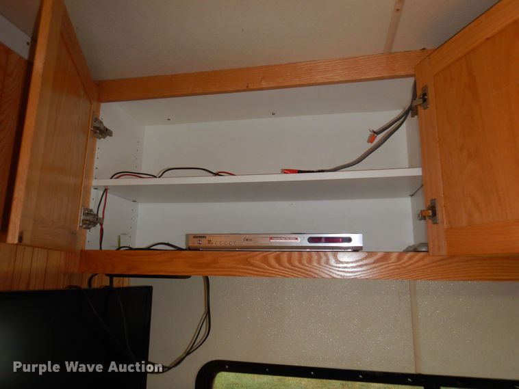 image for item MH9232 1996 Ford Aeromax L9000  truck with 1994 Wsch trailer