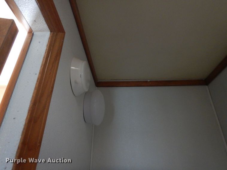 image for item MH9232 1996 Ford Aeromax L9000  truck with 1994 Wsch trailer