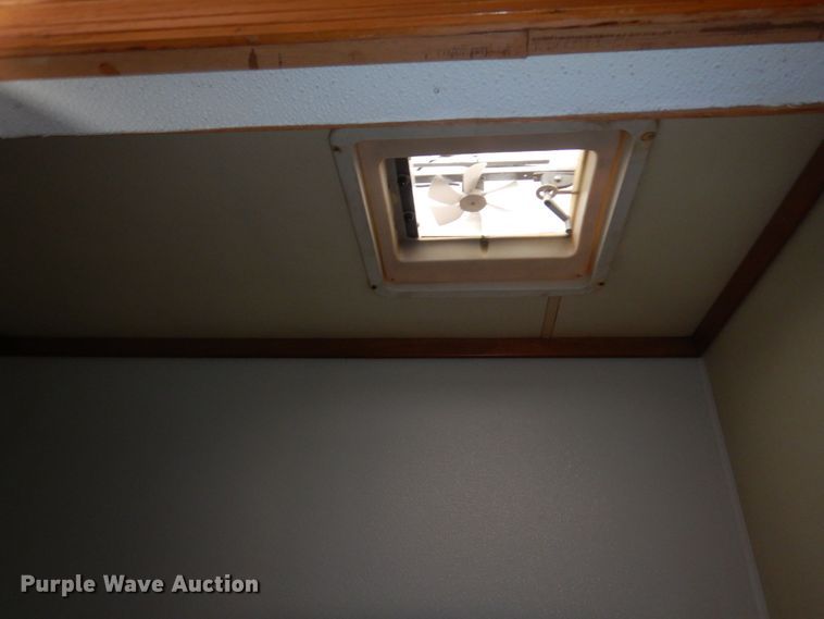 image for item MH9232 1996 Ford Aeromax L9000  truck with 1994 Wsch trailer