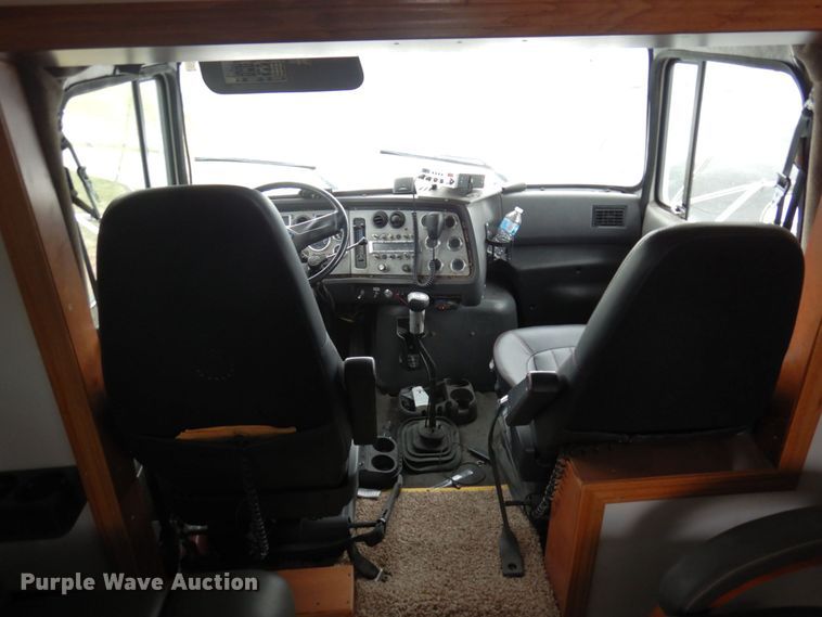 image for item MH9232 1996 Ford Aeromax L9000  truck with 1994 Wsch trailer