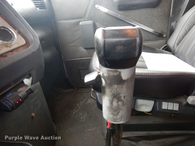 image for item MH9232 1996 Ford Aeromax L9000  truck with 1994 Wsch trailer