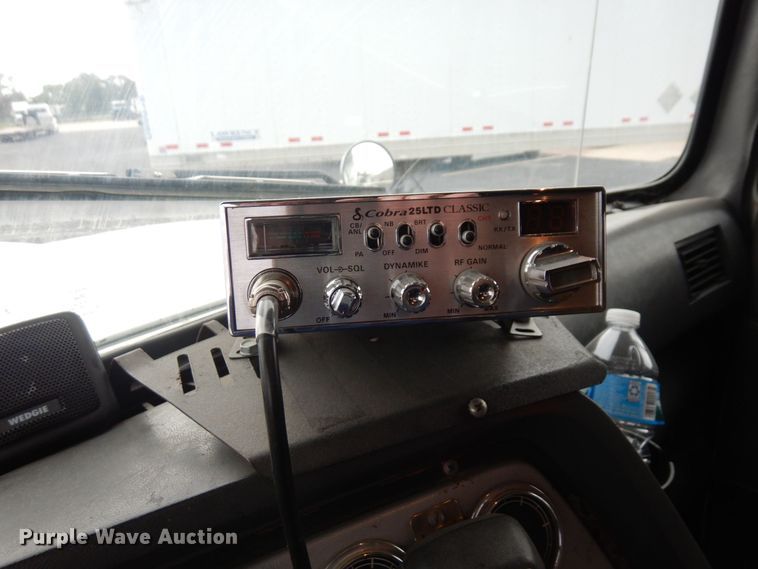 image for item MH9232 1996 Ford Aeromax L9000  truck with 1994 Wsch trailer