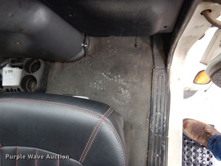 image for item MH9232 1996 Ford Aeromax L9000  truck with 1994 Wsch trailer