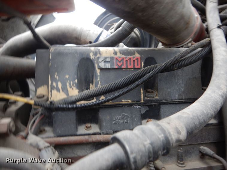 image for item MH9232 1996 Ford Aeromax L9000  truck with 1994 Wsch trailer