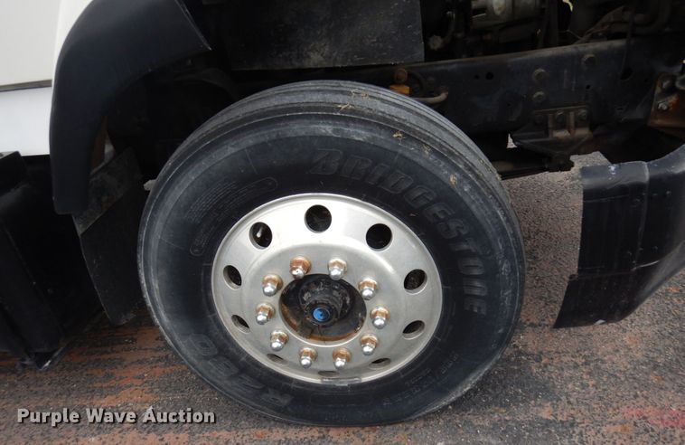 image for item MH9232 1996 Ford Aeromax L9000  truck with 1994 Wsch trailer