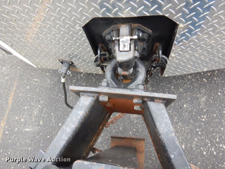 image for item MH9232 1996 Ford Aeromax L9000  truck with 1994 Wsch trailer