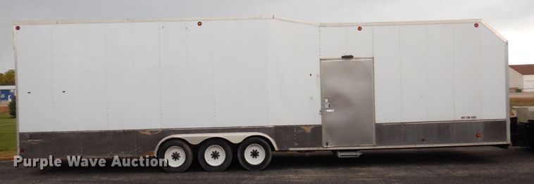 image for item MH9232 1996 Ford Aeromax L9000  truck with 1994 Wsch trailer