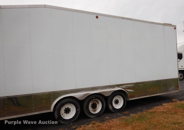 image for item MH9232 1996 Ford Aeromax L9000  truck with 1994 Wsch trailer