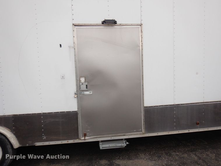 image for item MH9232 1996 Ford Aeromax L9000  truck with 1994 Wsch trailer