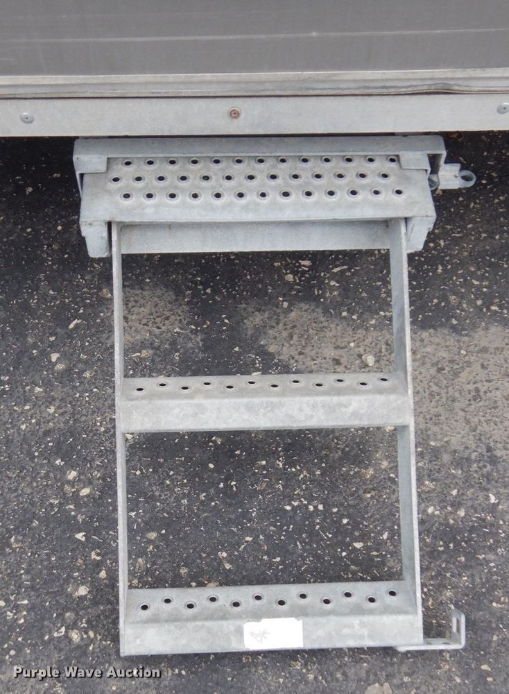 image for item MH9232 1996 Ford Aeromax L9000  truck with 1994 Wsch trailer