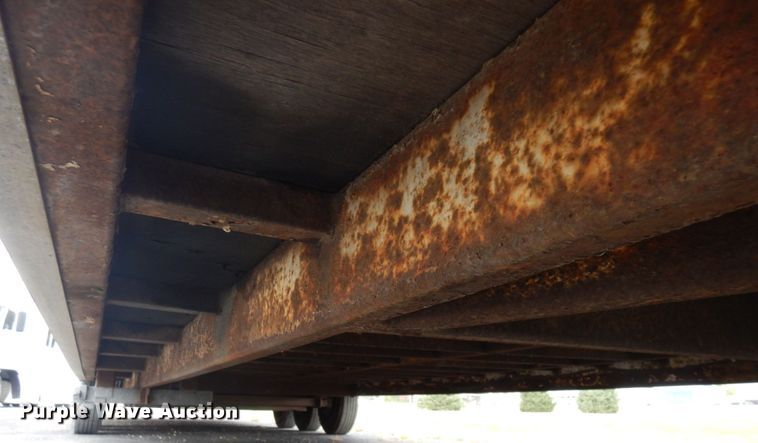 image for item MH9232 1996 Ford Aeromax L9000  truck with 1994 Wsch trailer